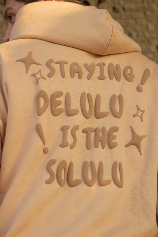 Delulu - Image 2